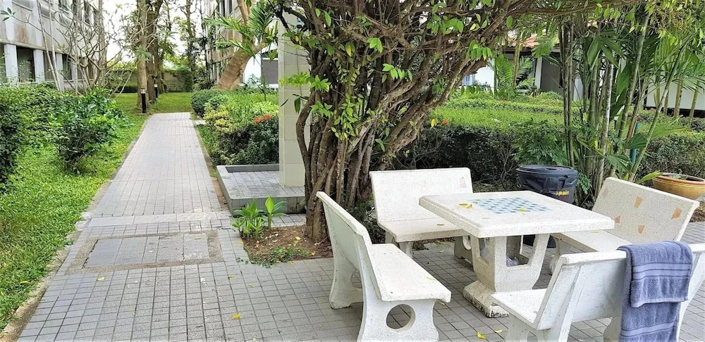 Spacious 1-bedroom Condo With Large Balcony at Baan Suan Lalana