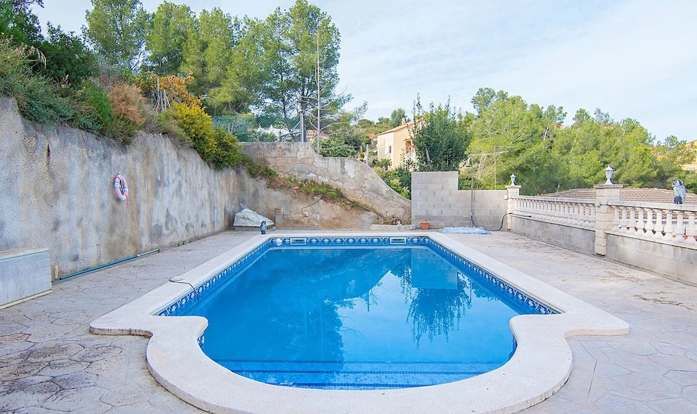 House Los Rosales 7 Km From the Beach (R83)