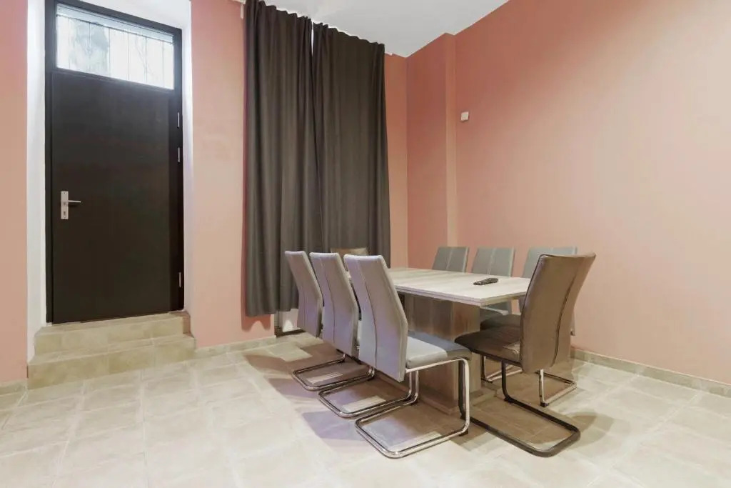 Big Central City Apartment