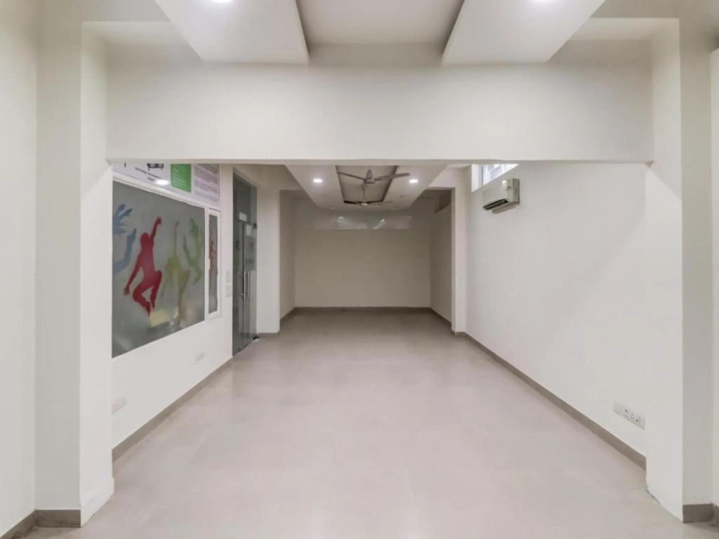 FabHotel Growvid Inn