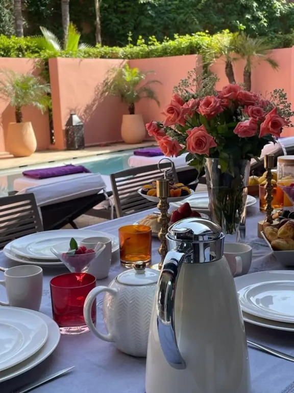 Riad Aljana - 4 Bedrooms in the Naoura Area of Marrakech, Marrakech