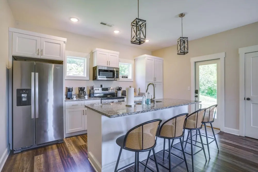Wooded Escape w/ Beautiful Backyard + Mtn Views!