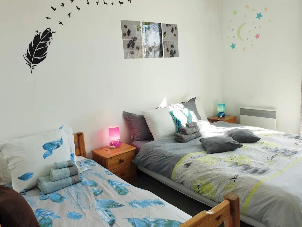 Apartment with 2 Bedrooms in Marseille, with Wonderful City View, Balcony And Wifi