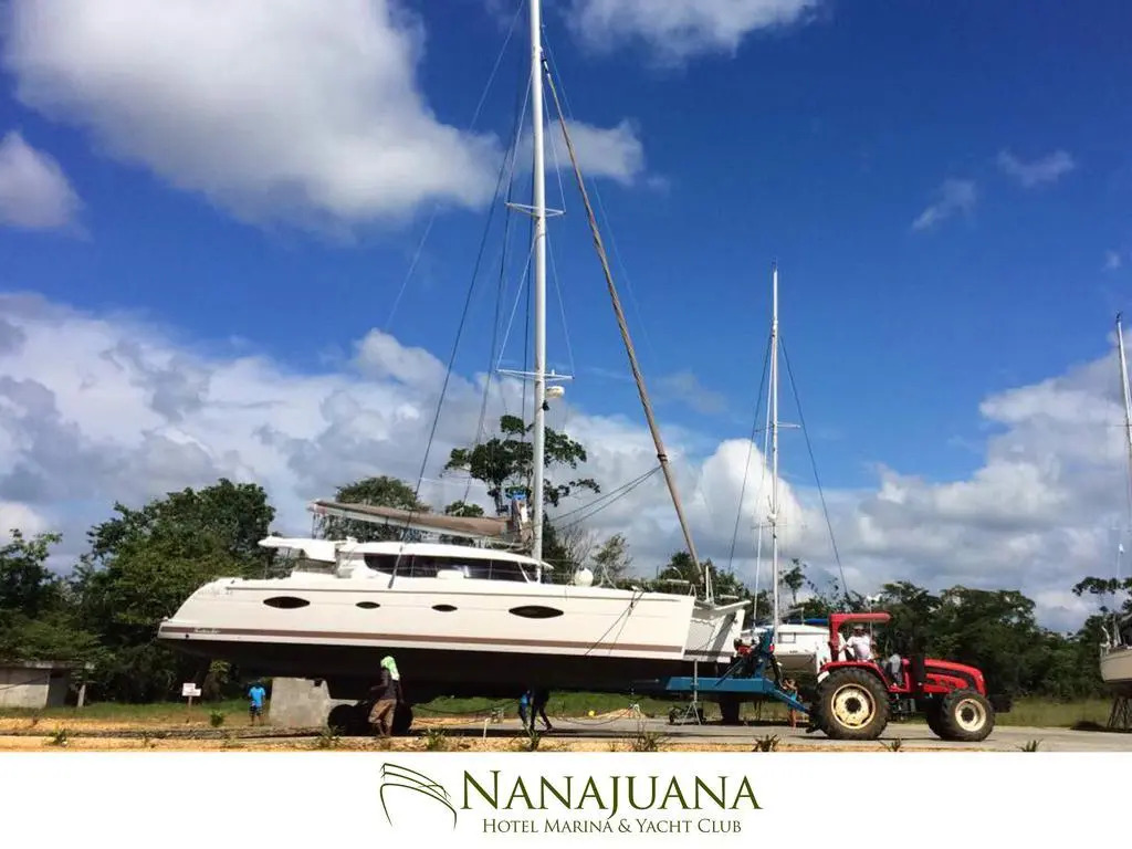 Nana Juana Hotel & Marina