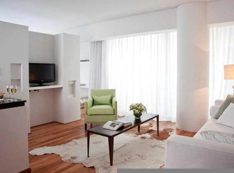 Polo Suites