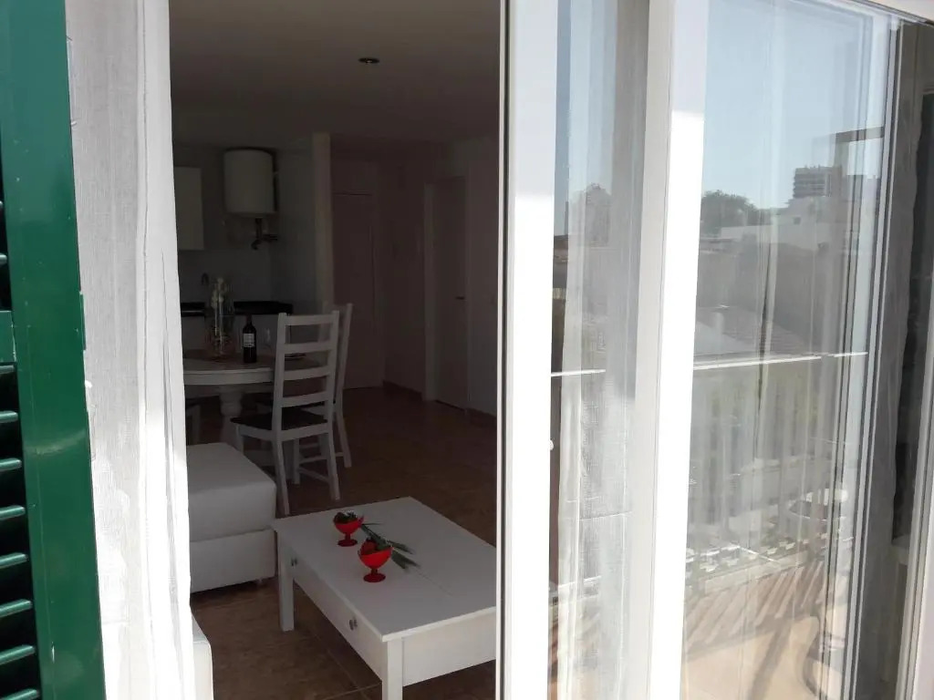 Wonderful, 100 meters from the beach.