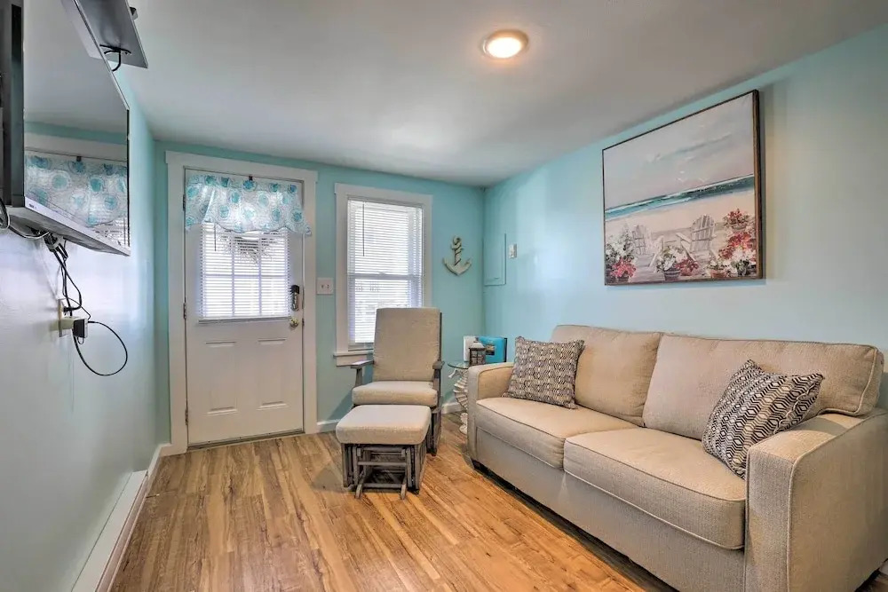 Seaside Escape w/ Porch + Direct Beach Access