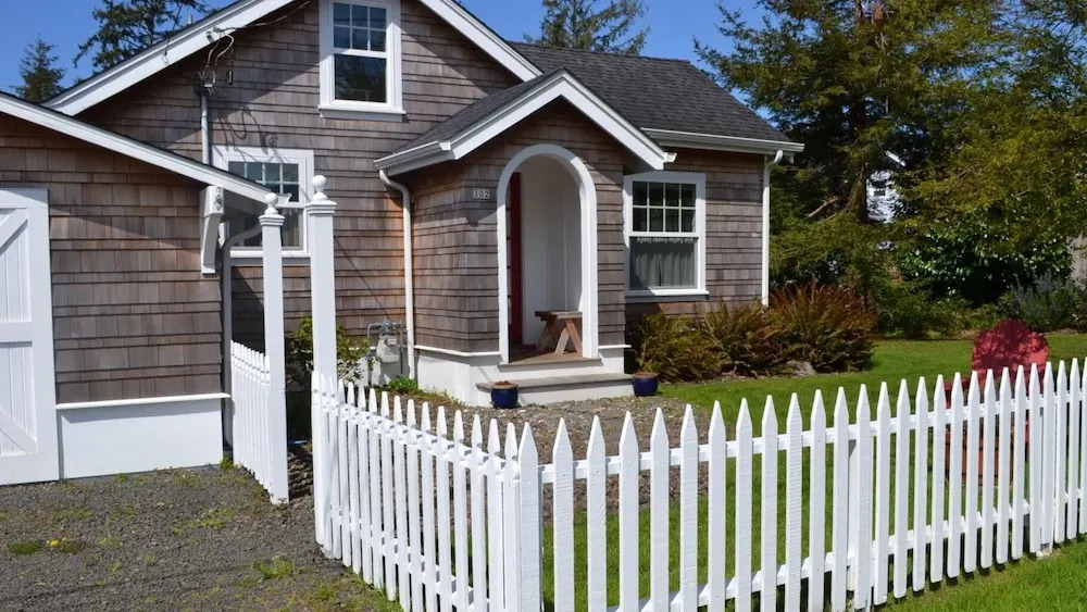 102 Spruce