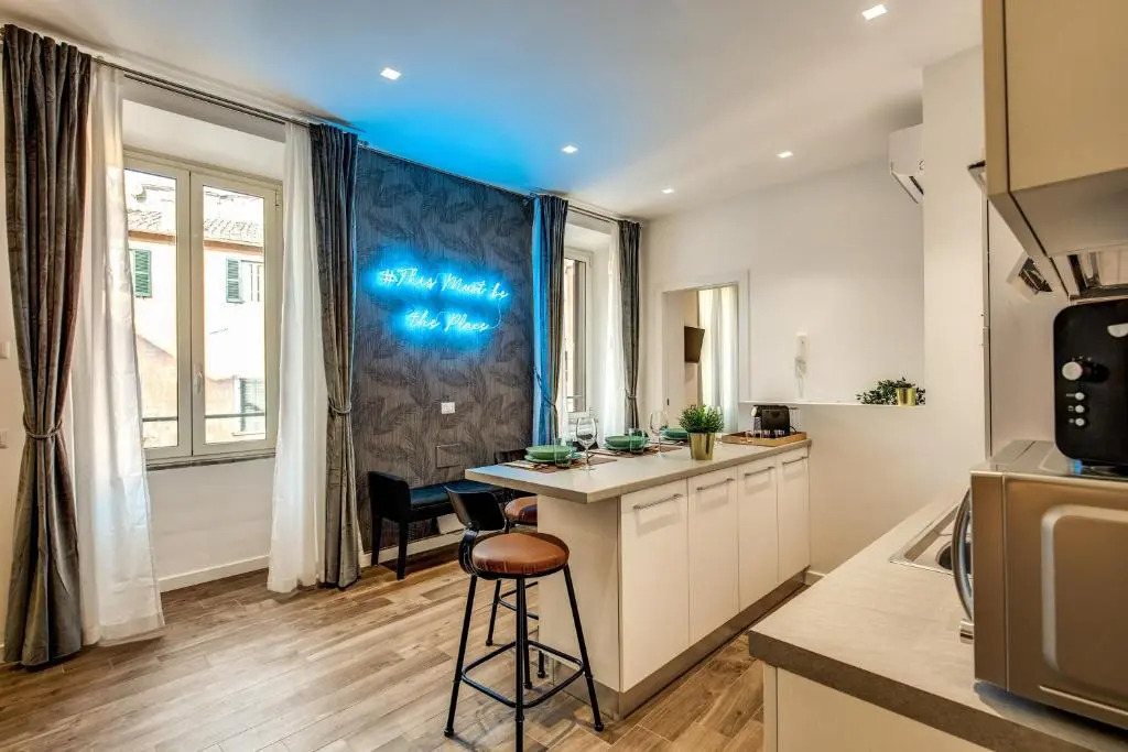 Lovely Rome Apartments - Historic City center