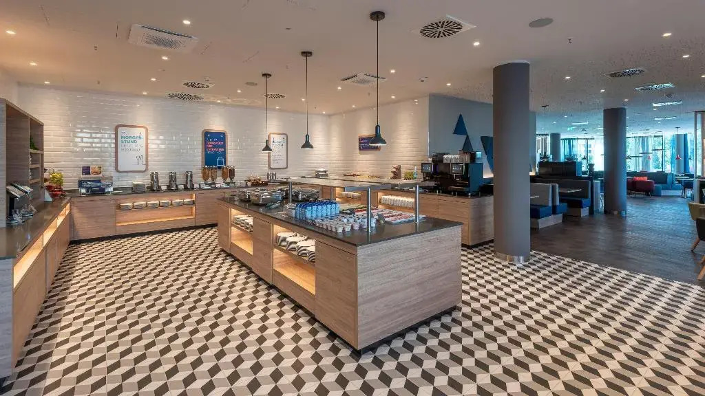 Holiday Inn Express Düsseldorf - Hauptbahnhof by IHG