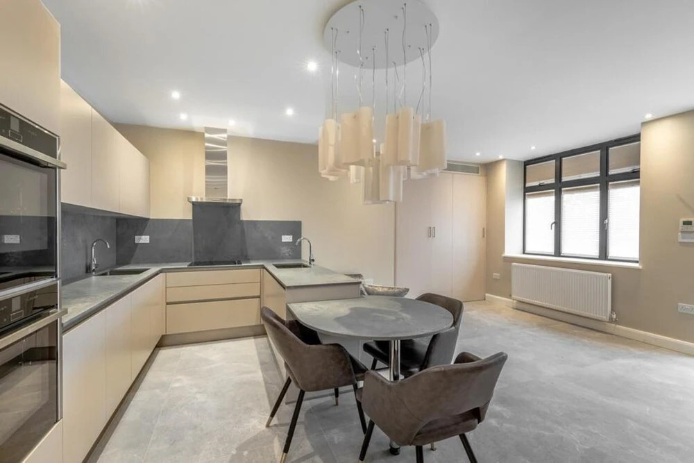 Beautiful 1-bed Apartment in Golders Green, London