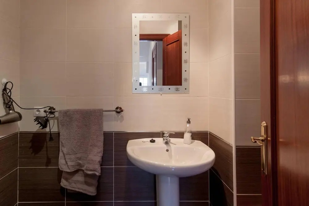 House With 2 Bedrooms in Bustablado, With Wonderful Mountain View and