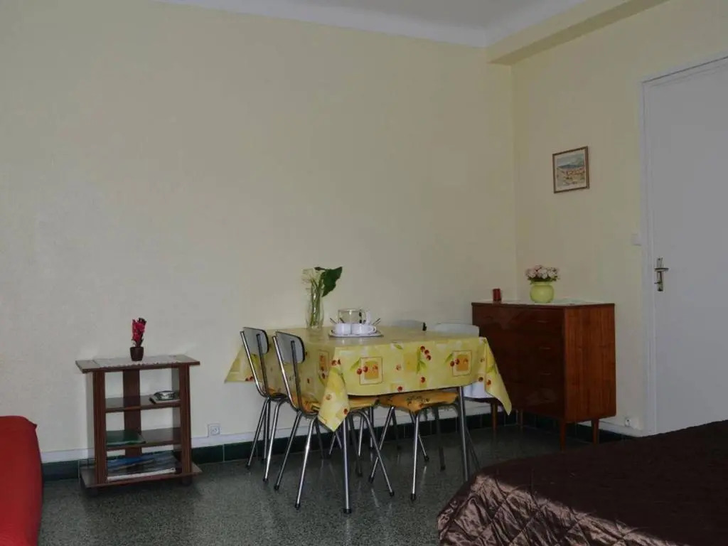 Appartement Argelès-sur-Mer, 1 pièce, 2 personnes - FR-1-225-617