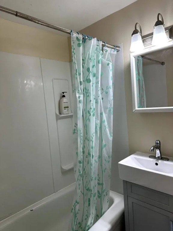 Cozy Duplex 2nd Floor Suite
