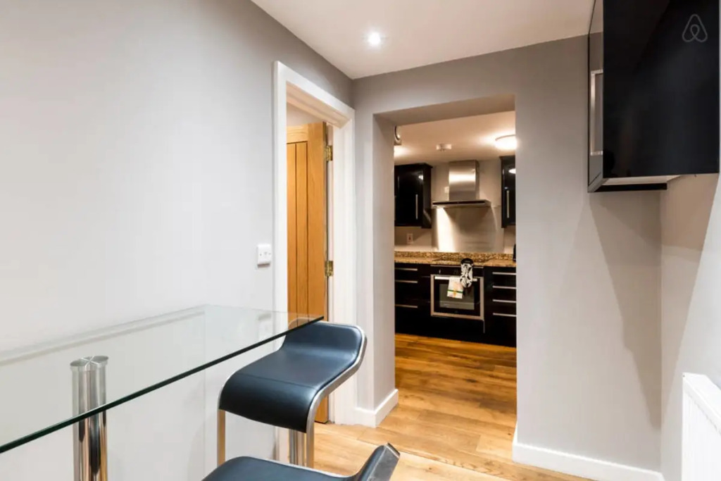 The Norfolk Escape - Beautiful & Bright 4 Mews Homes with 16BDR