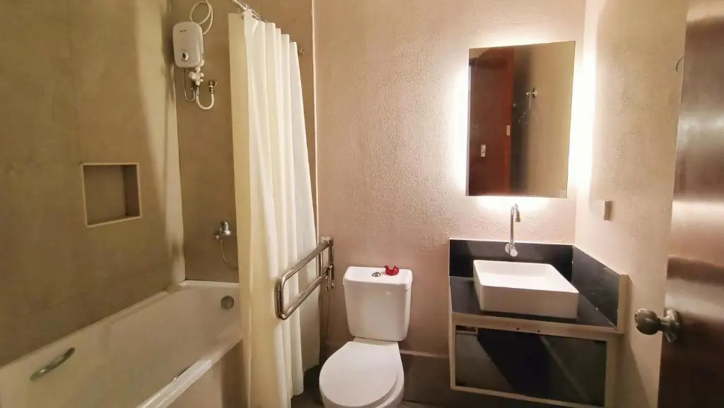 Grand Emilia Hotel