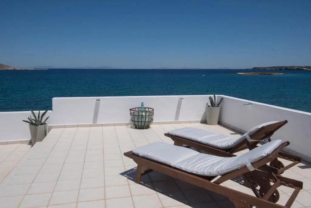 THALASSA Seafront Superb 1BD house in Naousa