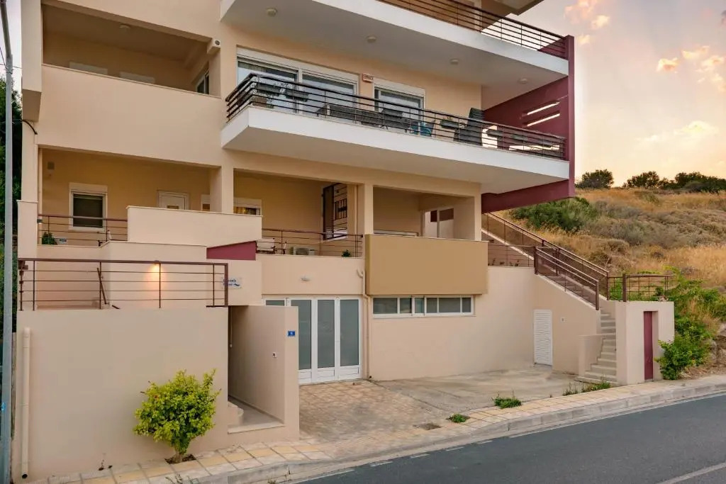 Oceanis House
