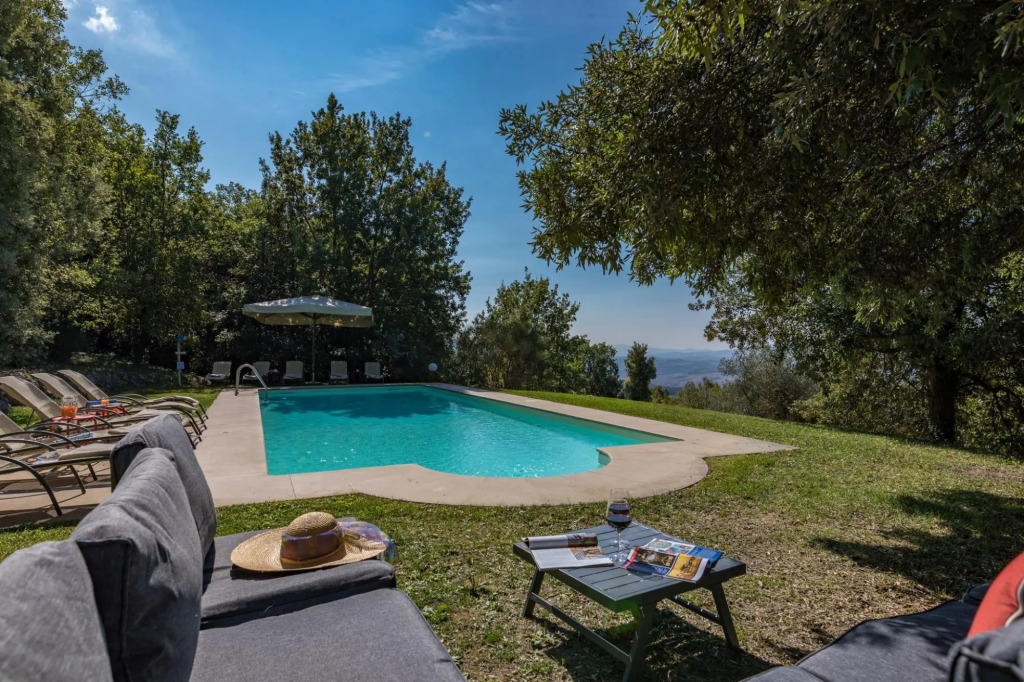 Charming villa with private garden and pool, located in panoramic position between Firenze, Volterra-VILLA LINCHIANO