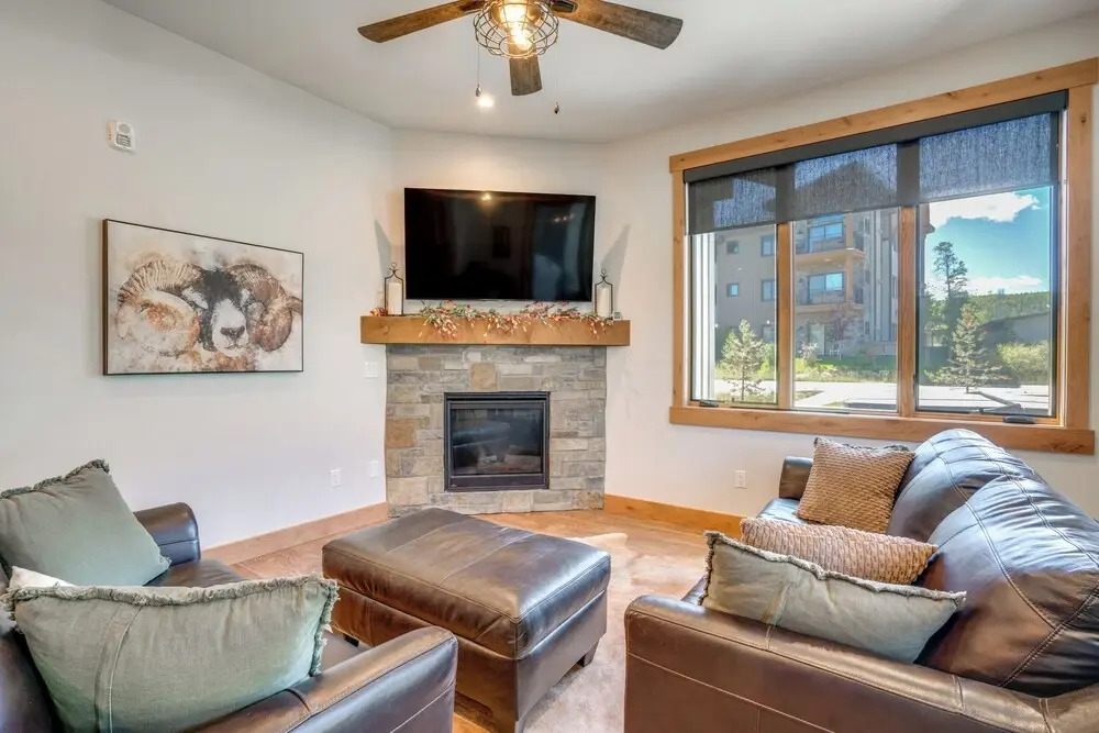 Fraser Adventure Base! Condo Near Hiking & River