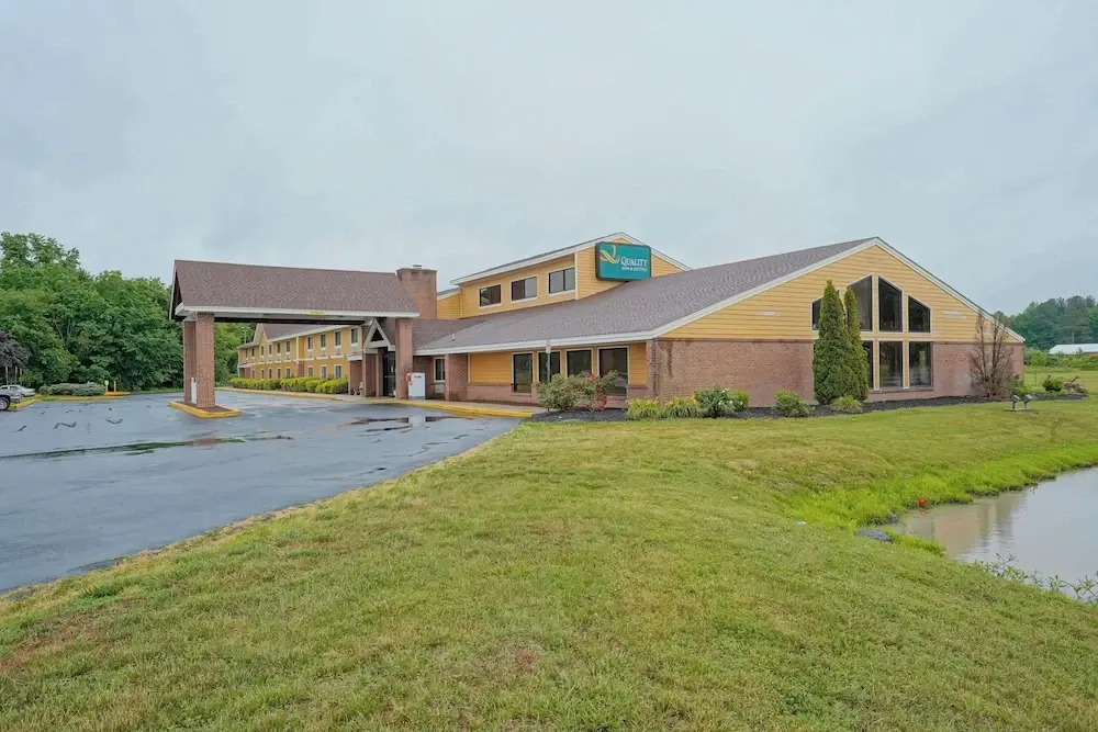 Baymont Inn & Suites Harrington