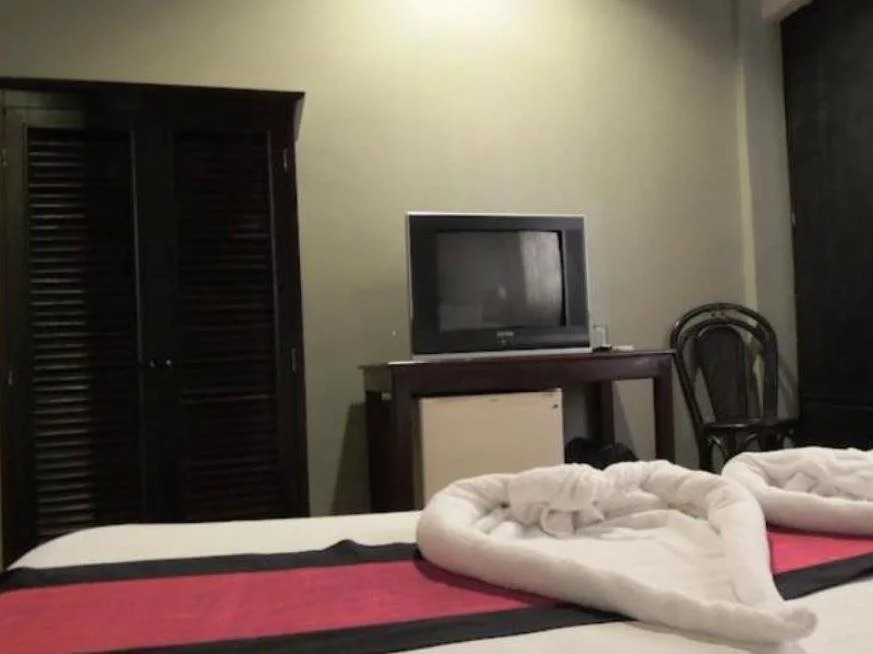 I Lodge Hostel