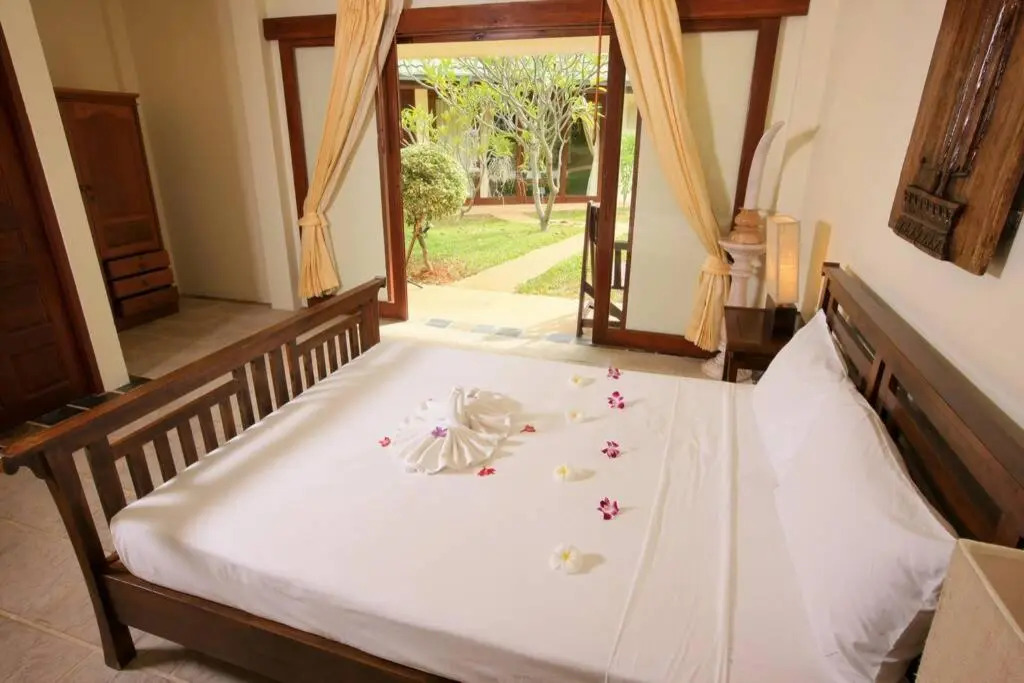 4 Bedroom 5 Palms Villa SDV104-20 seconds walk to beach -By Samui Dream Villas