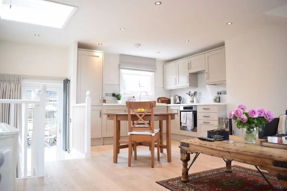 Cosy 2 Bedroom Home in Hammersmith