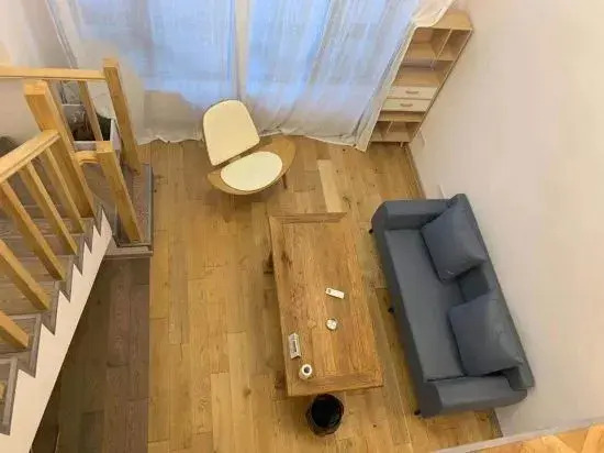 Su·Yijing Light Luxury Apartment (Fufu Road Branch)