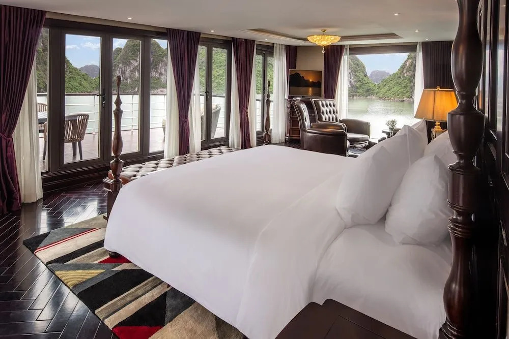 Ambassador Signature Cruise - Lan Ha Bay