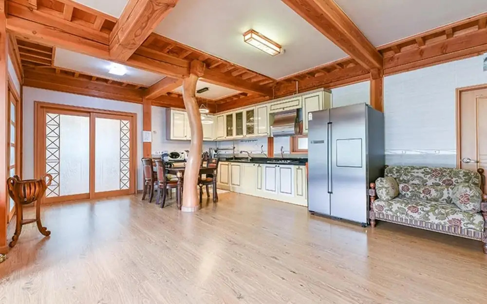 Yeosu Deulga Pension