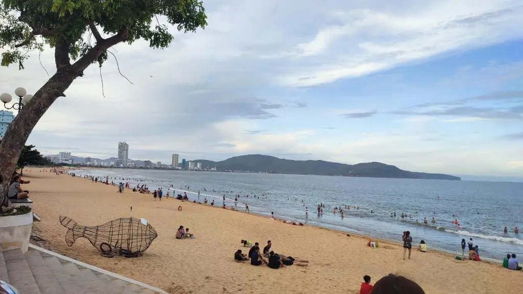 FLC sea tower một phòng ngủ 2 giường đôi lớn view biển 49m2 tiêu chuẩn 4 sao