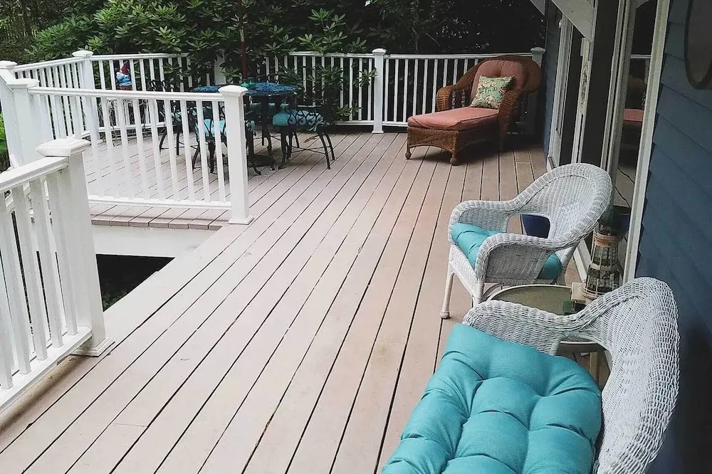Mashpee House w/ Wraparound Deck - Walk to Beach!