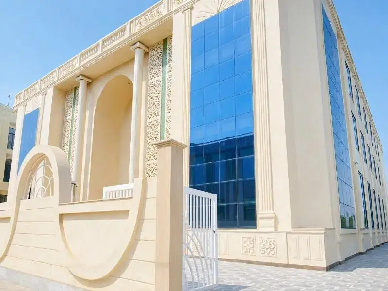 Hotel Holiday Grand Near Expo Mart
