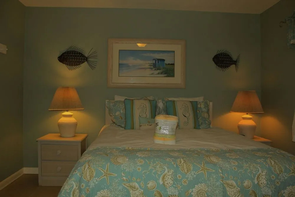 Capri 121 1 Bedroom 1 Bathroom Condo