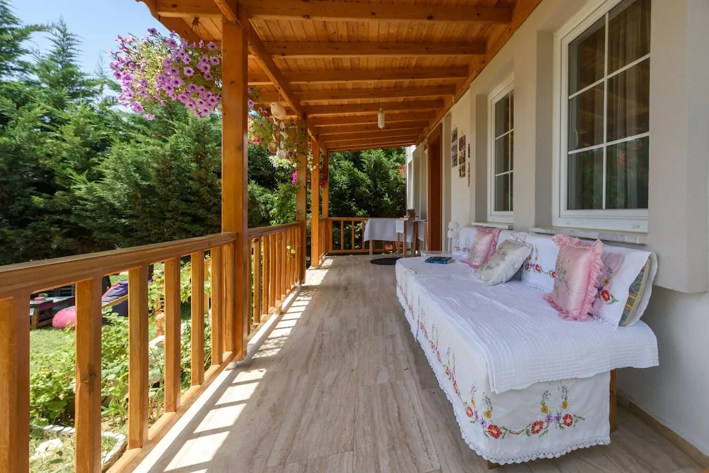Le Mansion Otel