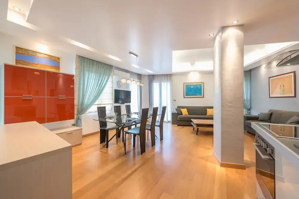 Agios Ioannis Metro Station - Comfy Apartment
