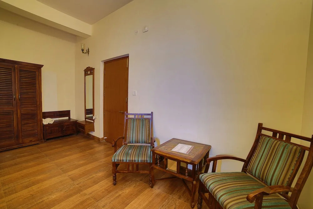 OYO 6549 Hotel Gorbandh