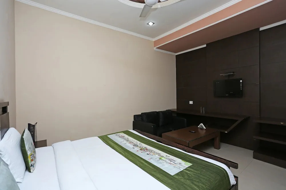 Hotel Mukut Regency