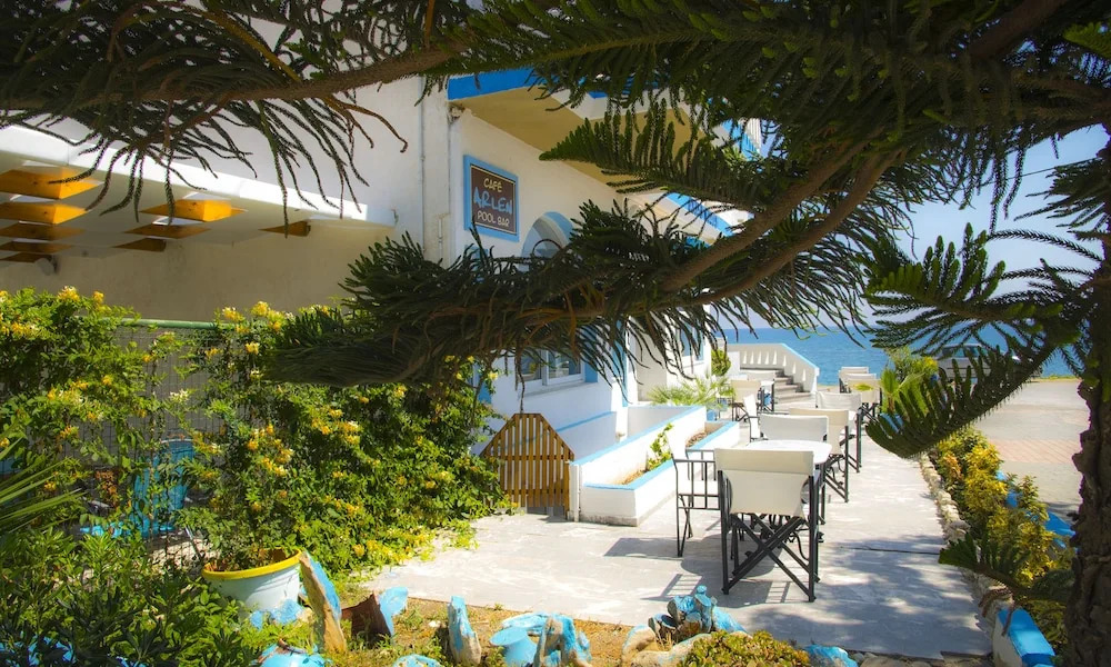 Arlen Beach Hotel