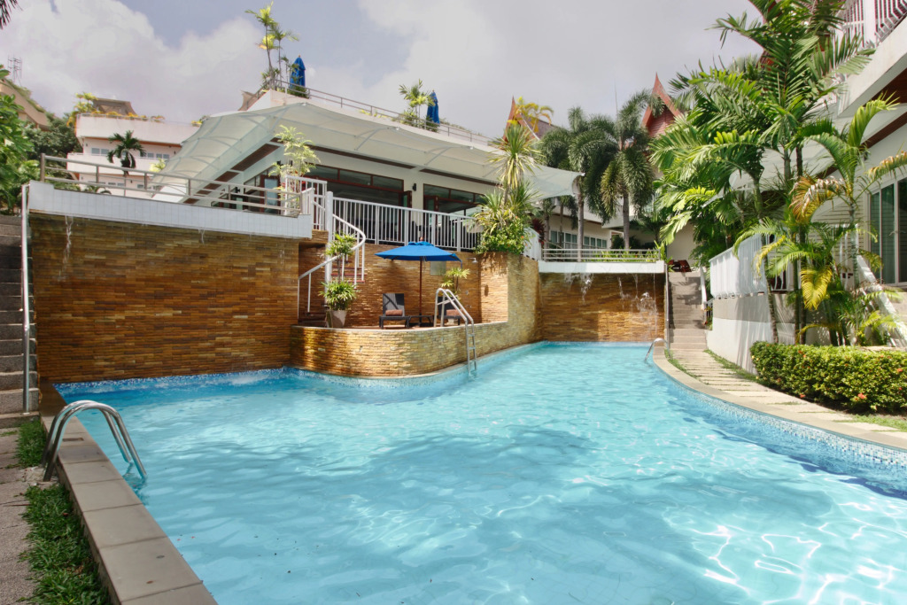 Phunawa Resort Phuket Karon Beach