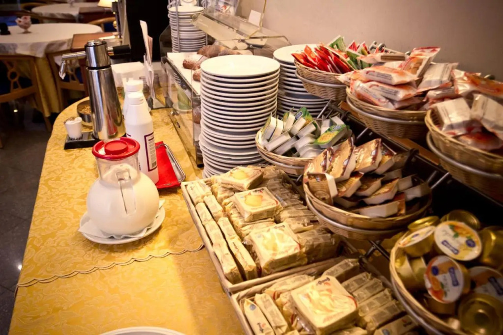 Phi Hotel Ambra