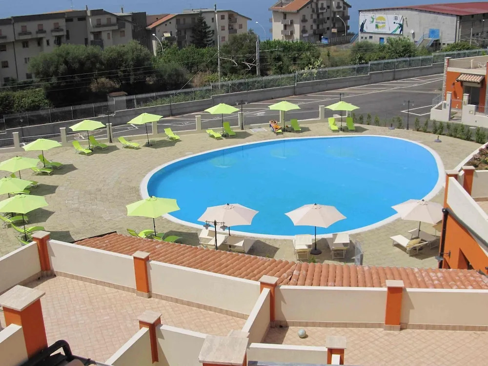 Casa Romano 2 Bed 2 Bath Apartment In Pizzo Center
