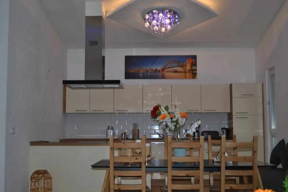 Unique Apartment 11