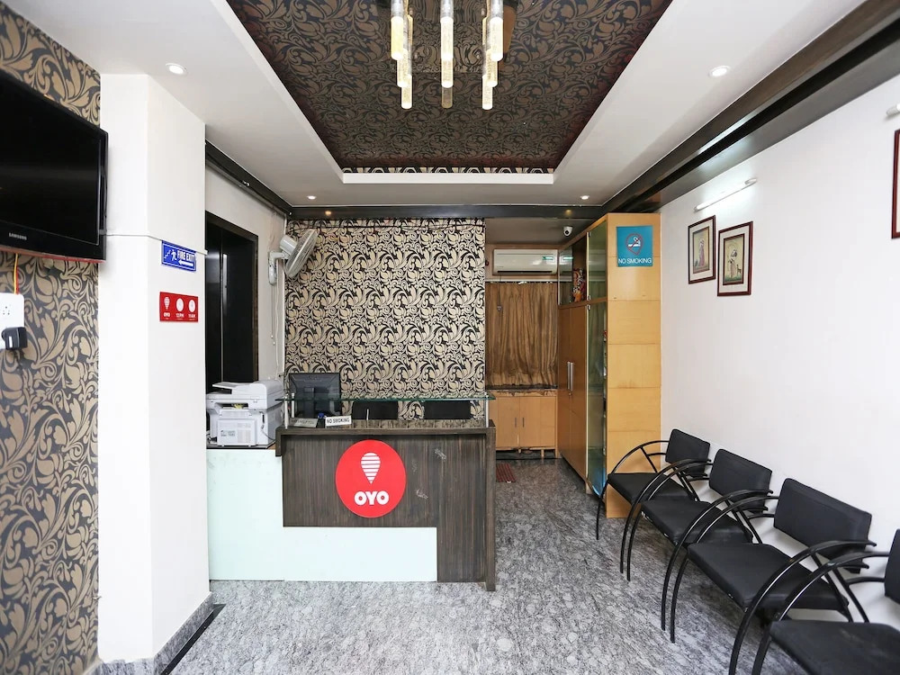 OYO 732 near DLF