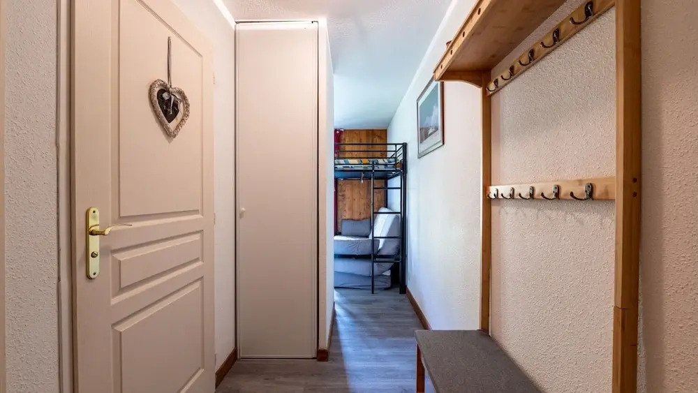 Studio in Alps With Pool & Near Ski Resort