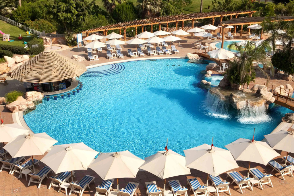 Курортный отель Hilton Pyramids Golf
