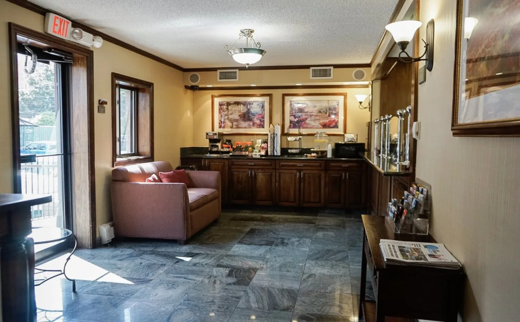 Holland Hotel Jersey City Free Parking