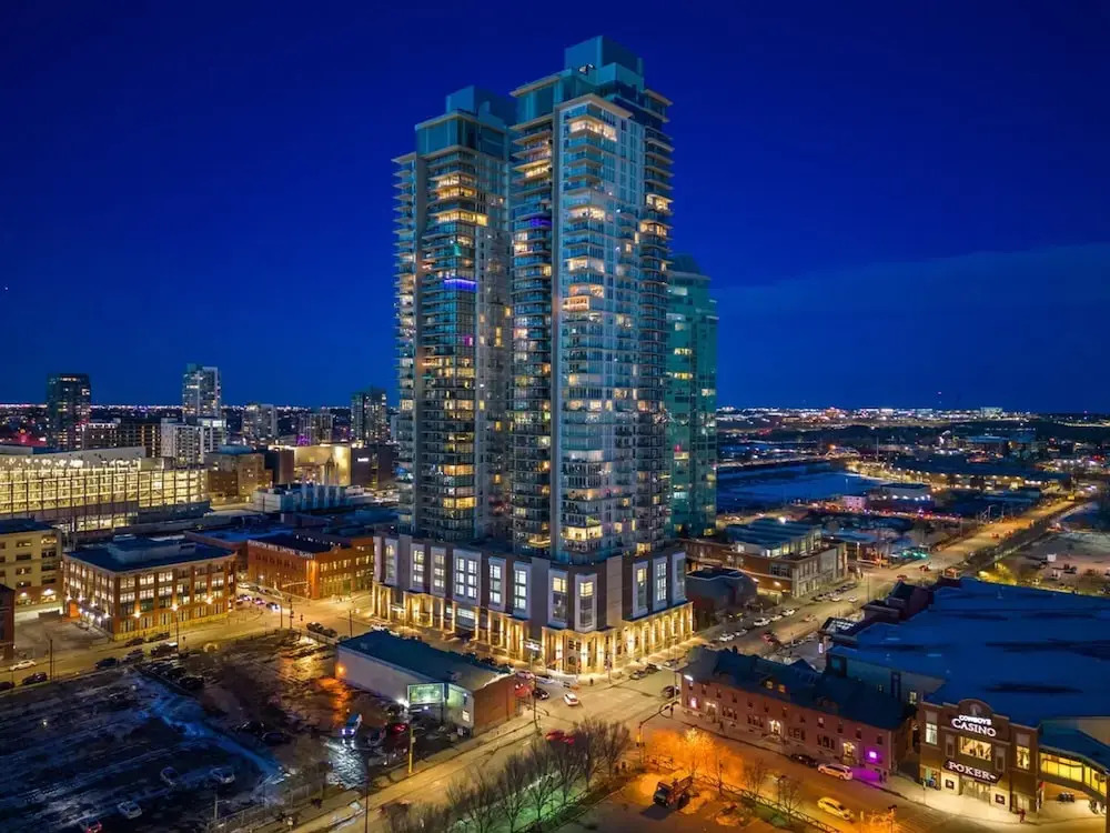 NEW The Draper Luxury Unit Prime Location