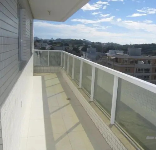 Apartamento a 200 m da Praia do Morro